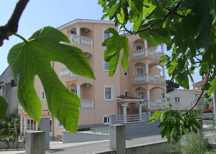 Pensionat And Ana Zadar